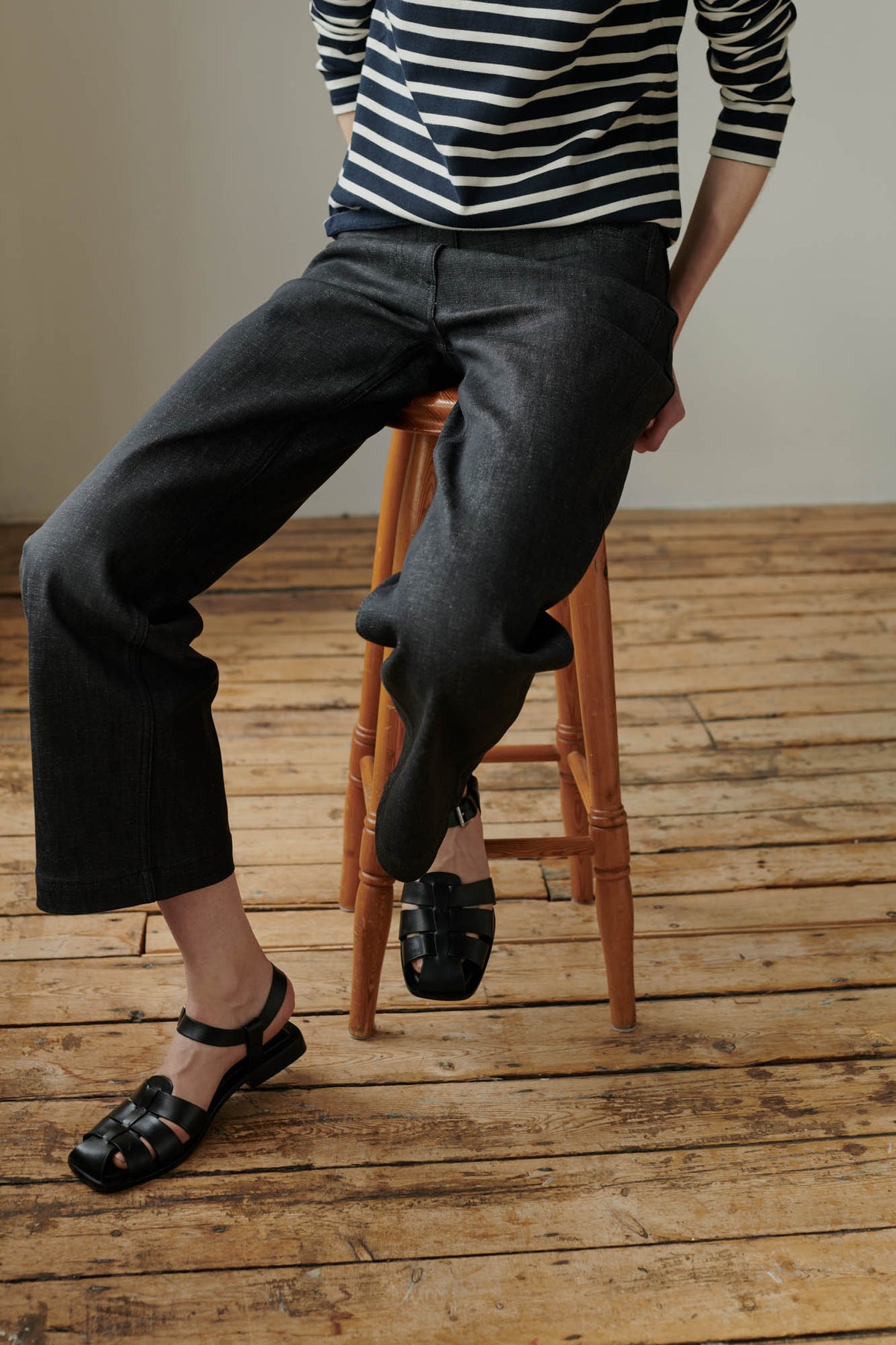 
            Female wearing work jean in black