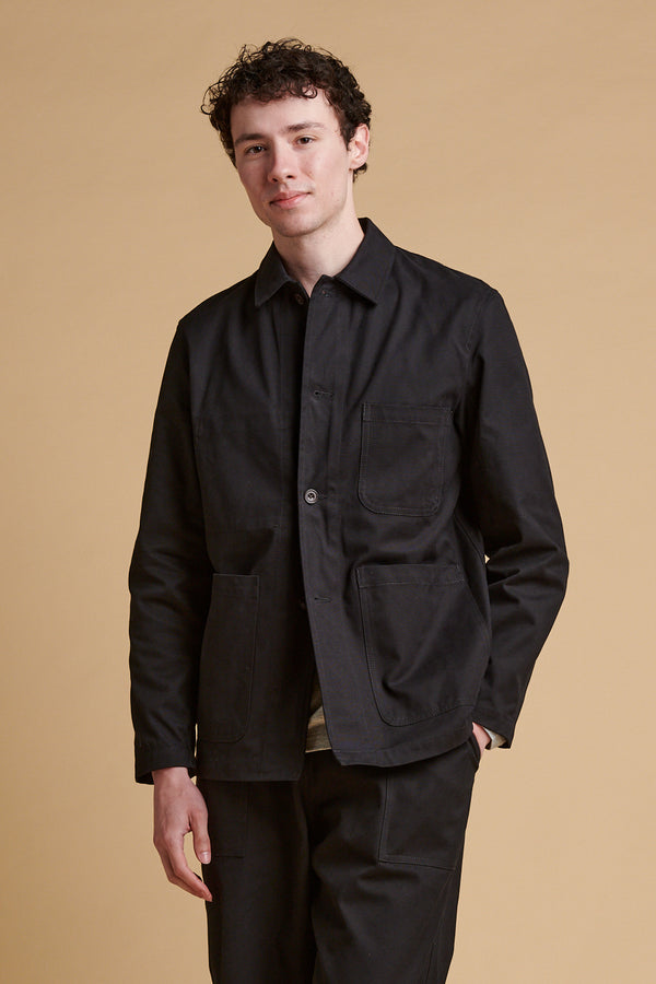 Male_Chore-Jacket_Black_Thigh-