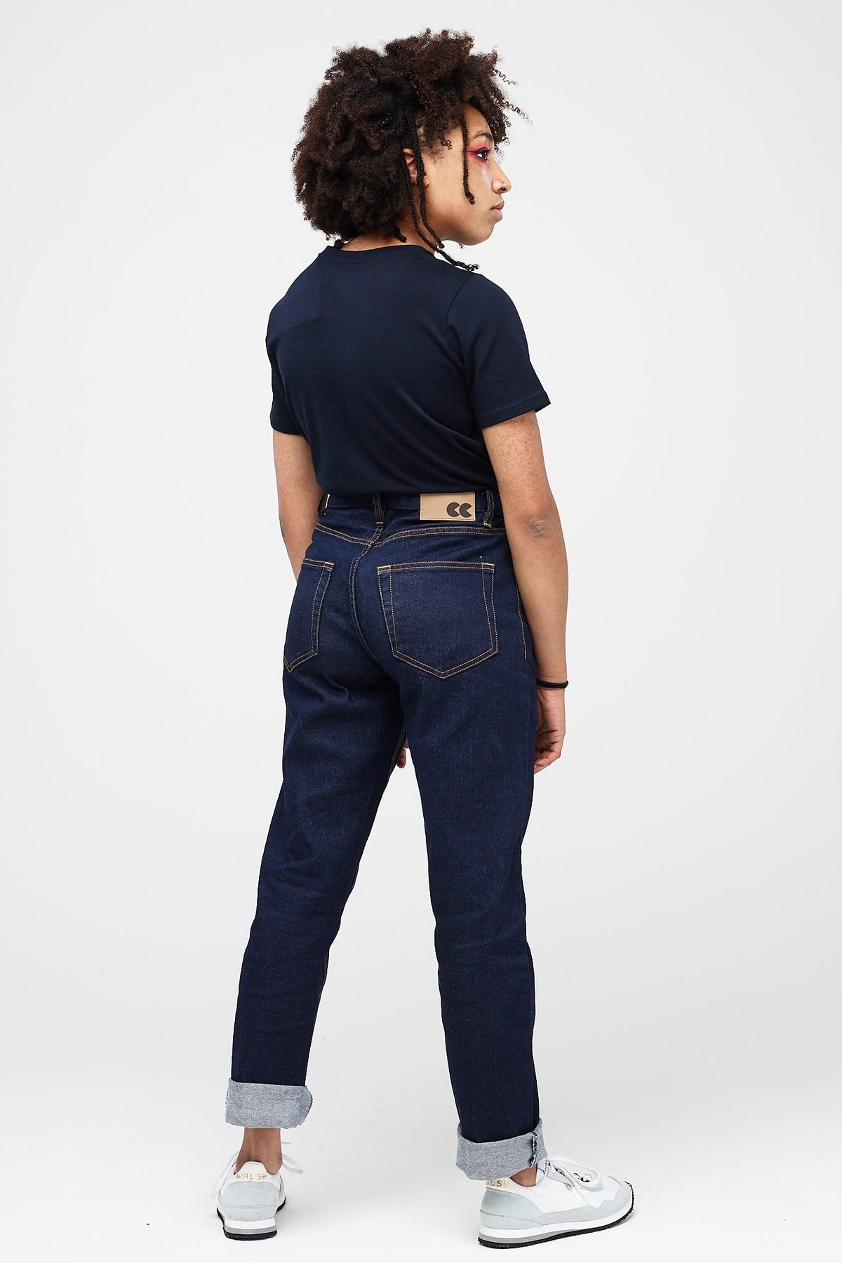 Women's Straight Leg Jeans Rinse - Community Clothing
