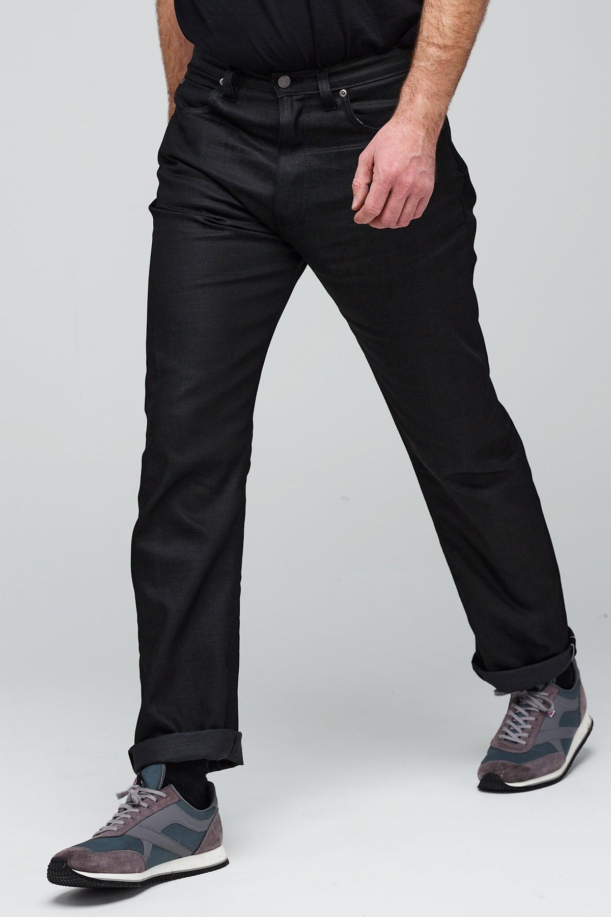 
            Men&#39;s Straight Cut Selvedge Jean - Black Raw Denim - Community Clothing