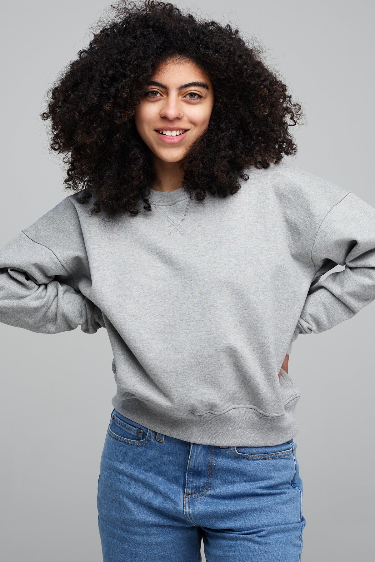 Women's Heritage Sweatshirt Original Fit.- Grey