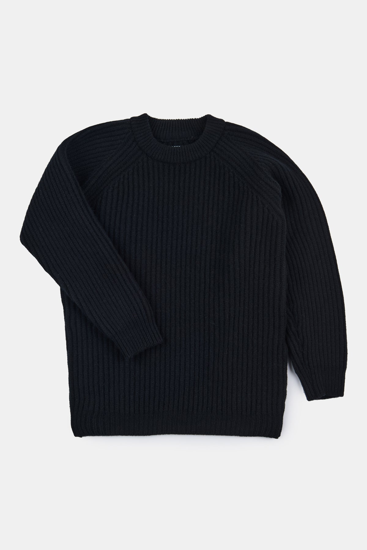 Women's lambswool fisherman ribbed jumper in black flatlay shot