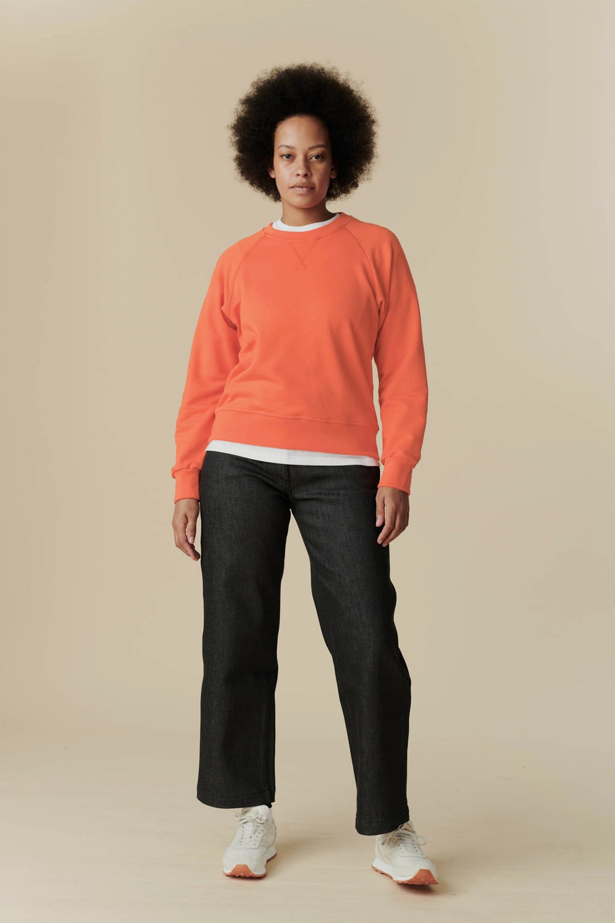 
            Women&#39;s Raglan Sweatshirt - Peach