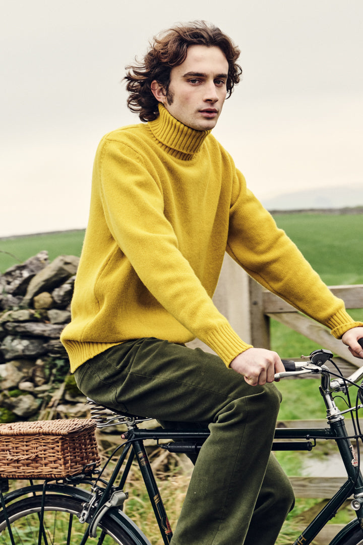 Mens Arran Loose Fit Moleskin Jean - Dark Olive