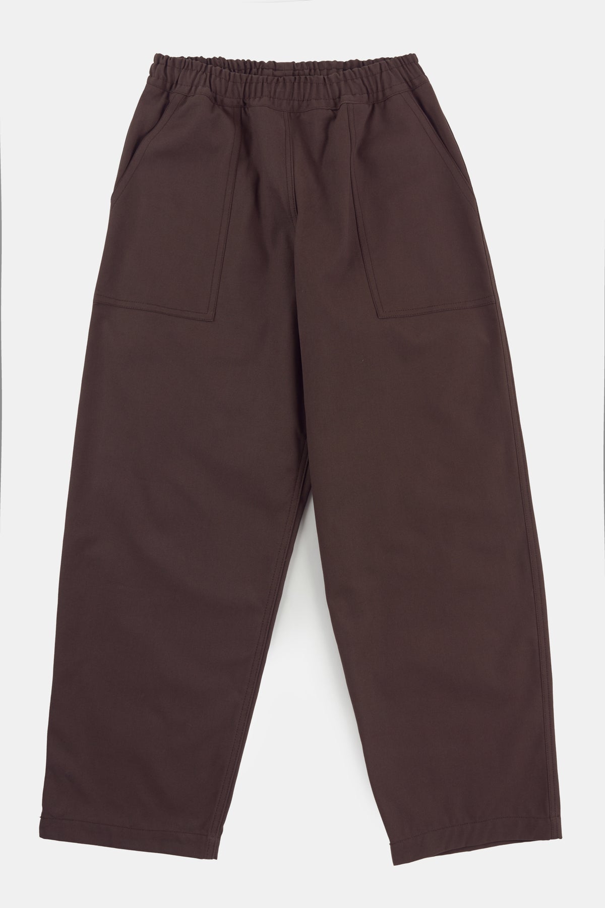 Men's cameraman pant in brown flatlay