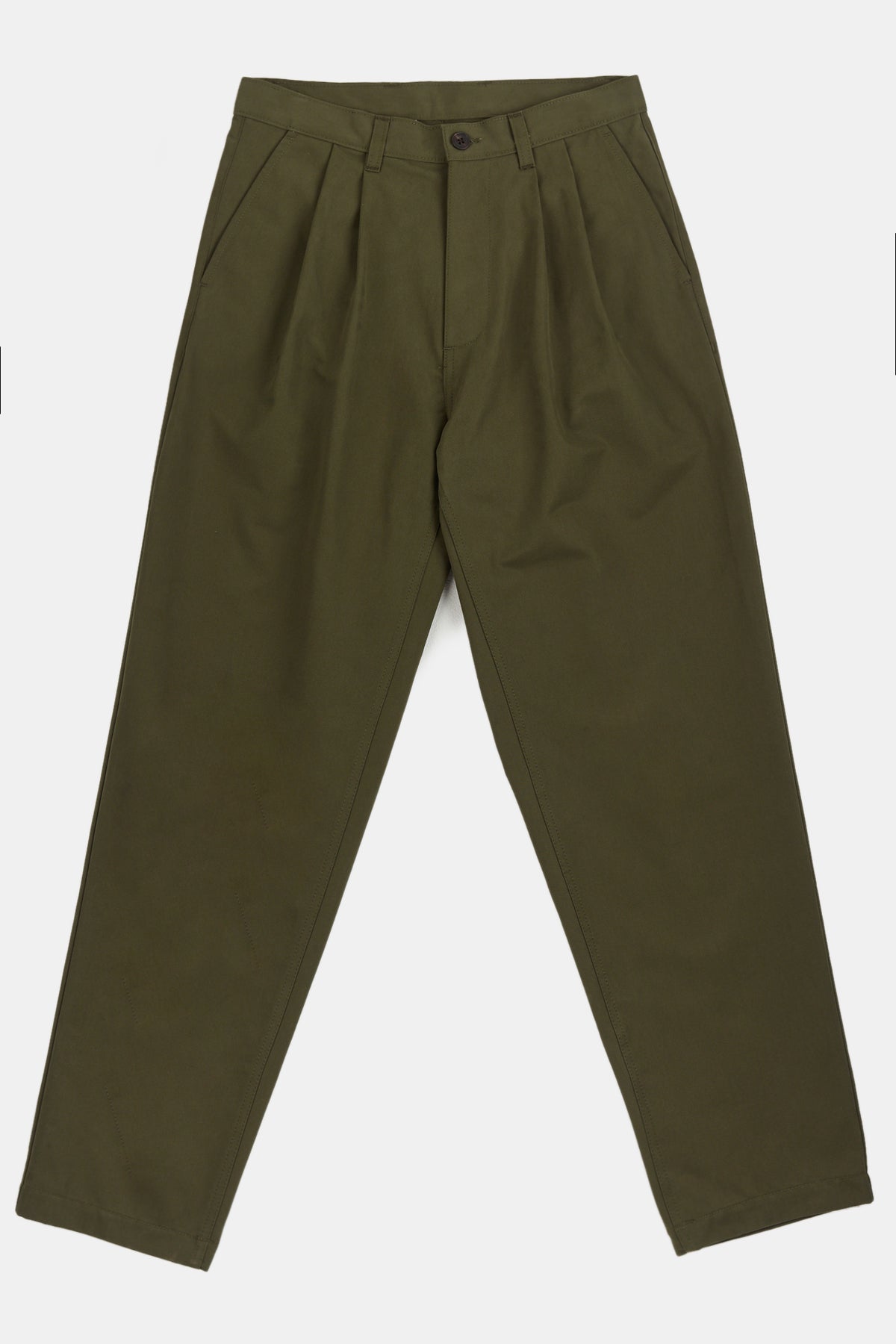 
            Flatlay product shot of men&#39;s heavyweight pleated chino in olive