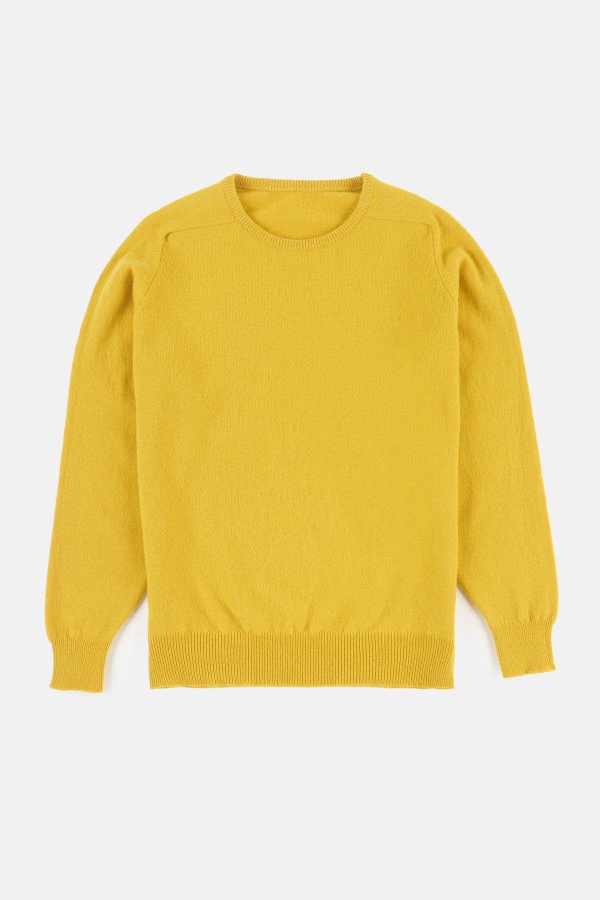 
            men&#39;s lambswool saddle shoulder crew neck in piccalilli yellow