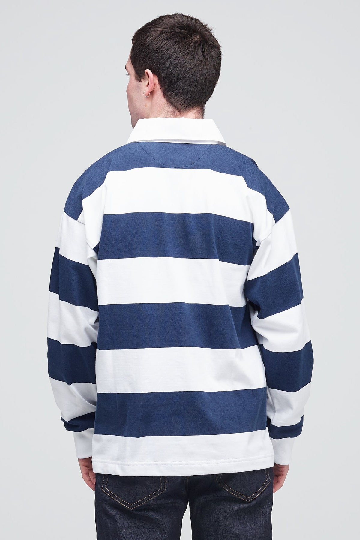 
            Male_Wide-Striped-Rugby-Shirt_Navey-White_Back