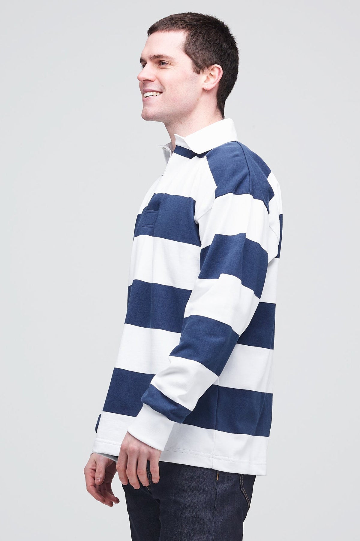 
            Male_Wide-Striped-Rugby-Shirt_Navey-White_Side