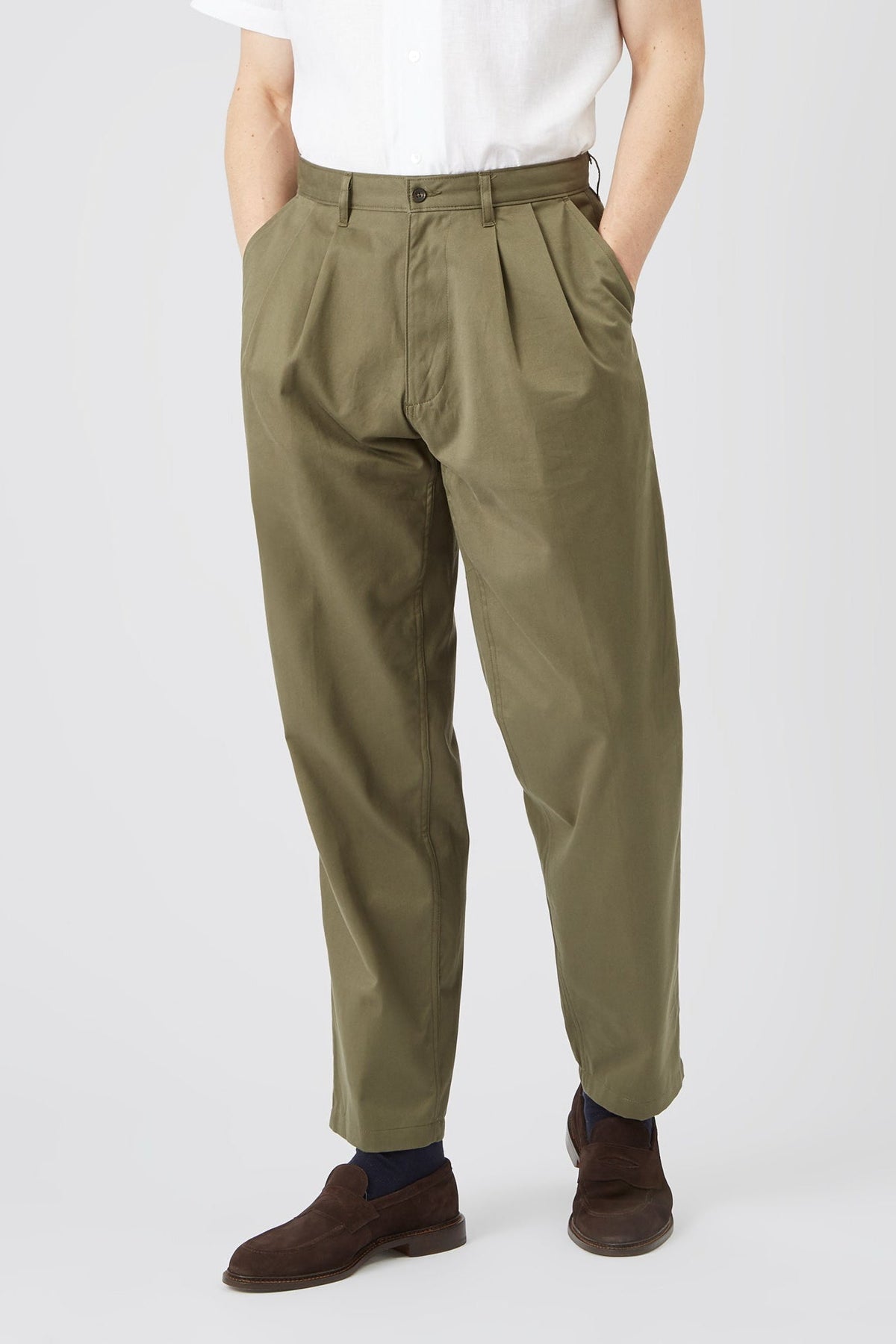Men's Cotton Chino - Pleated - Olive - Community Clothing