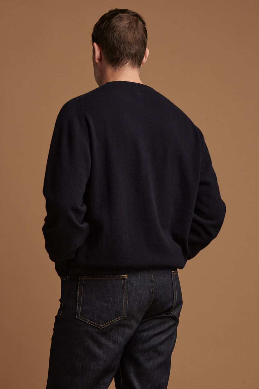 
            Men&#39;s Lambswool Saddle Shoulder Crew Neck - Navy