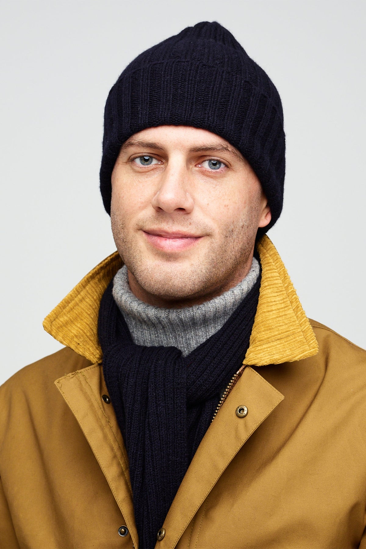 
            Lambswool Beanie Hat - Navy